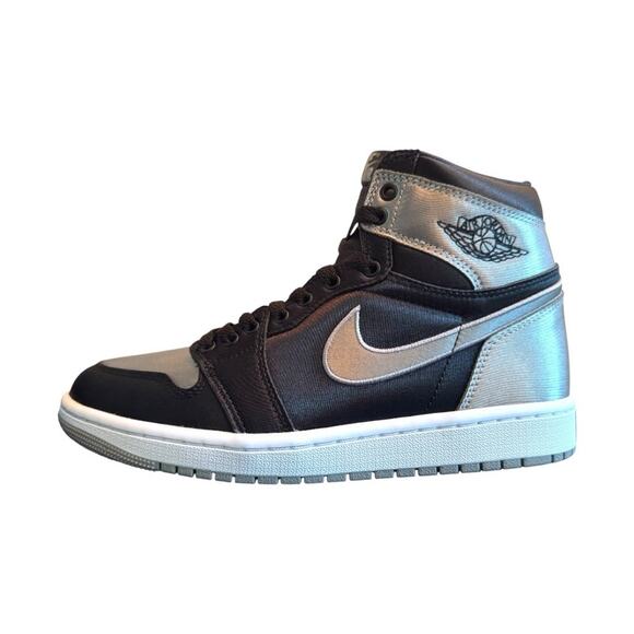 Nike Jordan 1 Retro Hightop, Satin, women - Picture 2 of 5